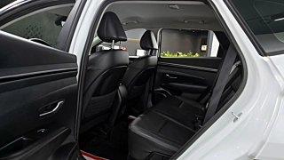 HYUNDAI TUCSON HYBRID NX4  Modern 2WD 2021