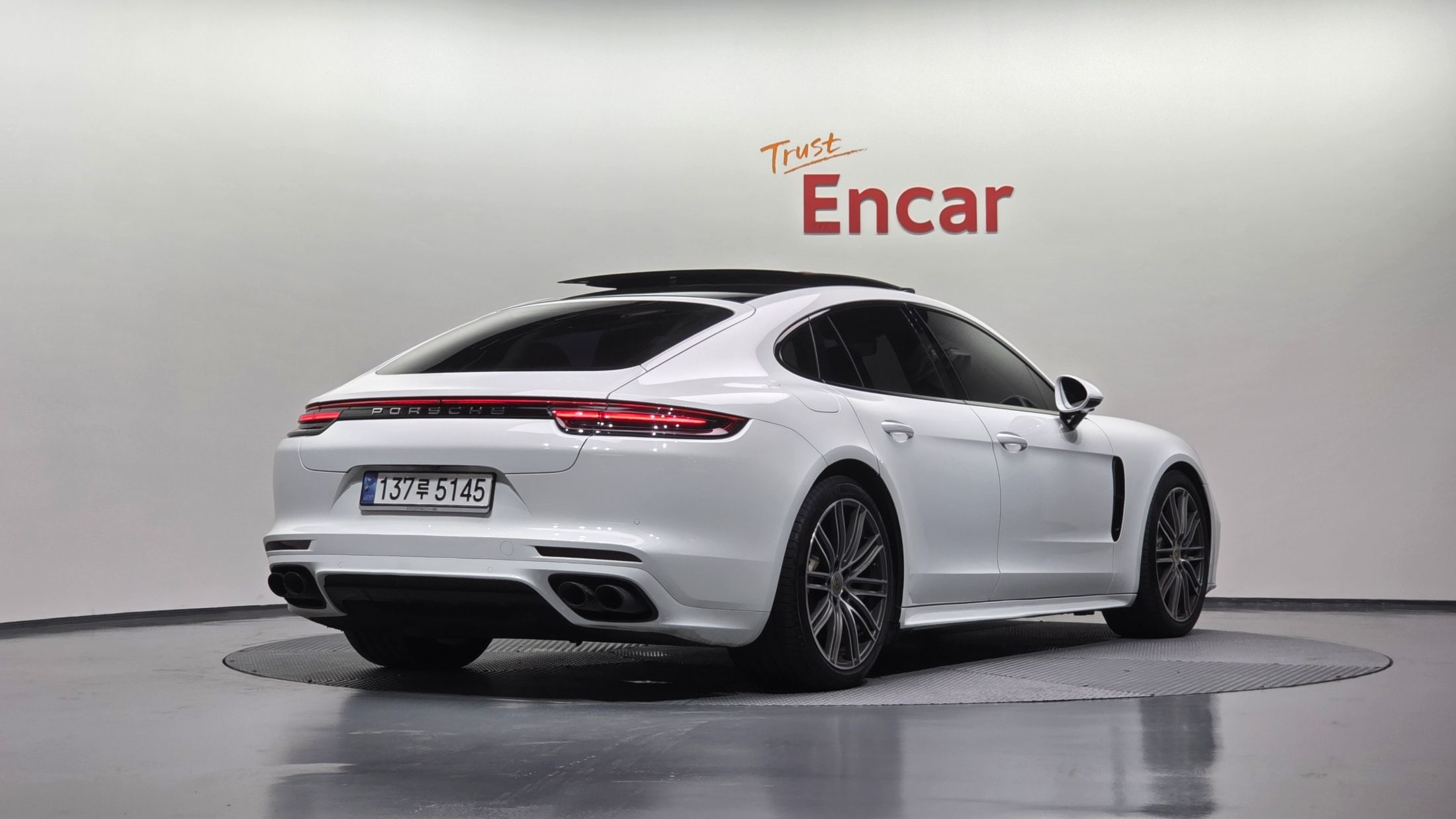 PORSCHE PANAMERA 971 2018