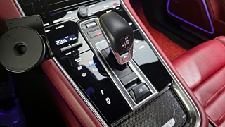 PORSCHE PANAMERA 971 2018