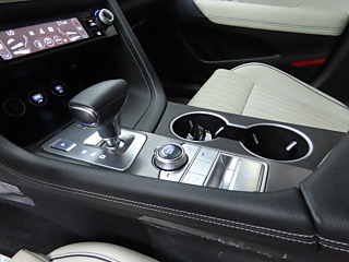 GENESIS G70 2024