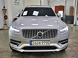 VOLVO XC90 2021