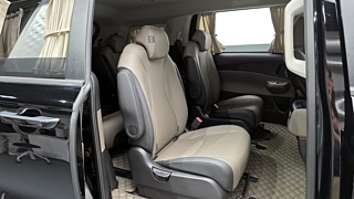 KIA CARNIVAL 2024