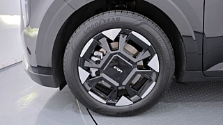 KIA CARNIVAL 2024