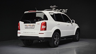 SSANGYONG REXTON W 2016