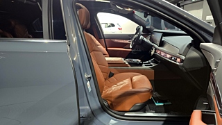 BMW 7-SERIES G70 2023