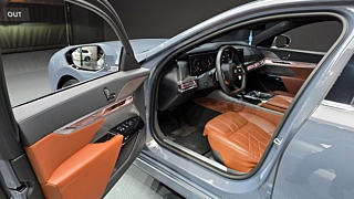 BMW 7-SERIES G70 2023
