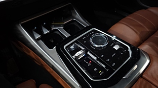 BMW 7-SERIES G70 2023