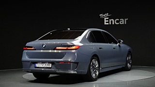 BMW 7-SERIES G70 2023