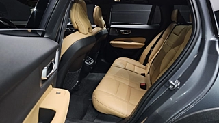 VOLVO V60 CROSS COUNTRY 2021