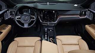 VOLVO V60 CROSS COUNTRY 2021
