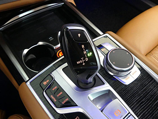 BMW 7-SERIES G11 2022