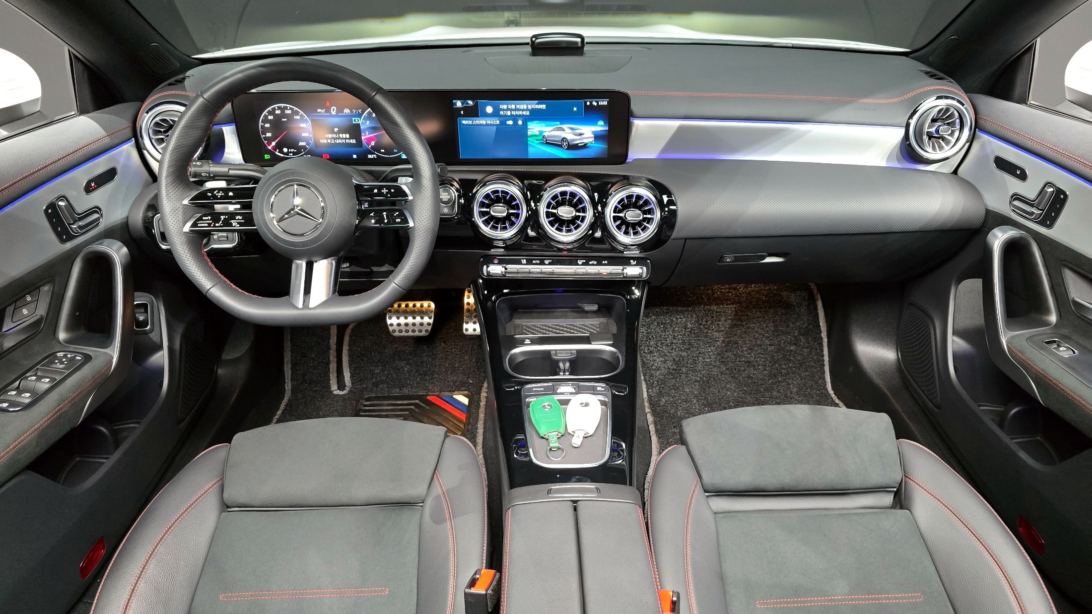MERCEDES BENZ CLA-CLASS C118 2024