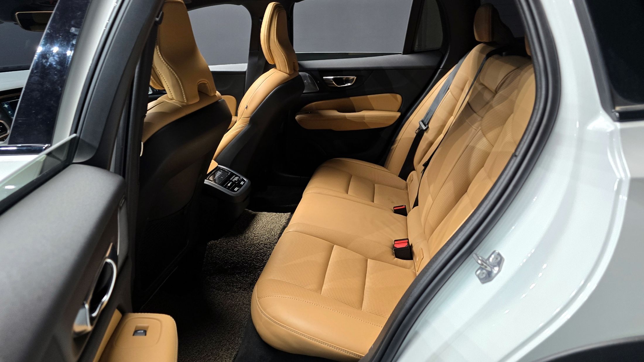 VOLVO V60 CROSS COUNTRY 2020