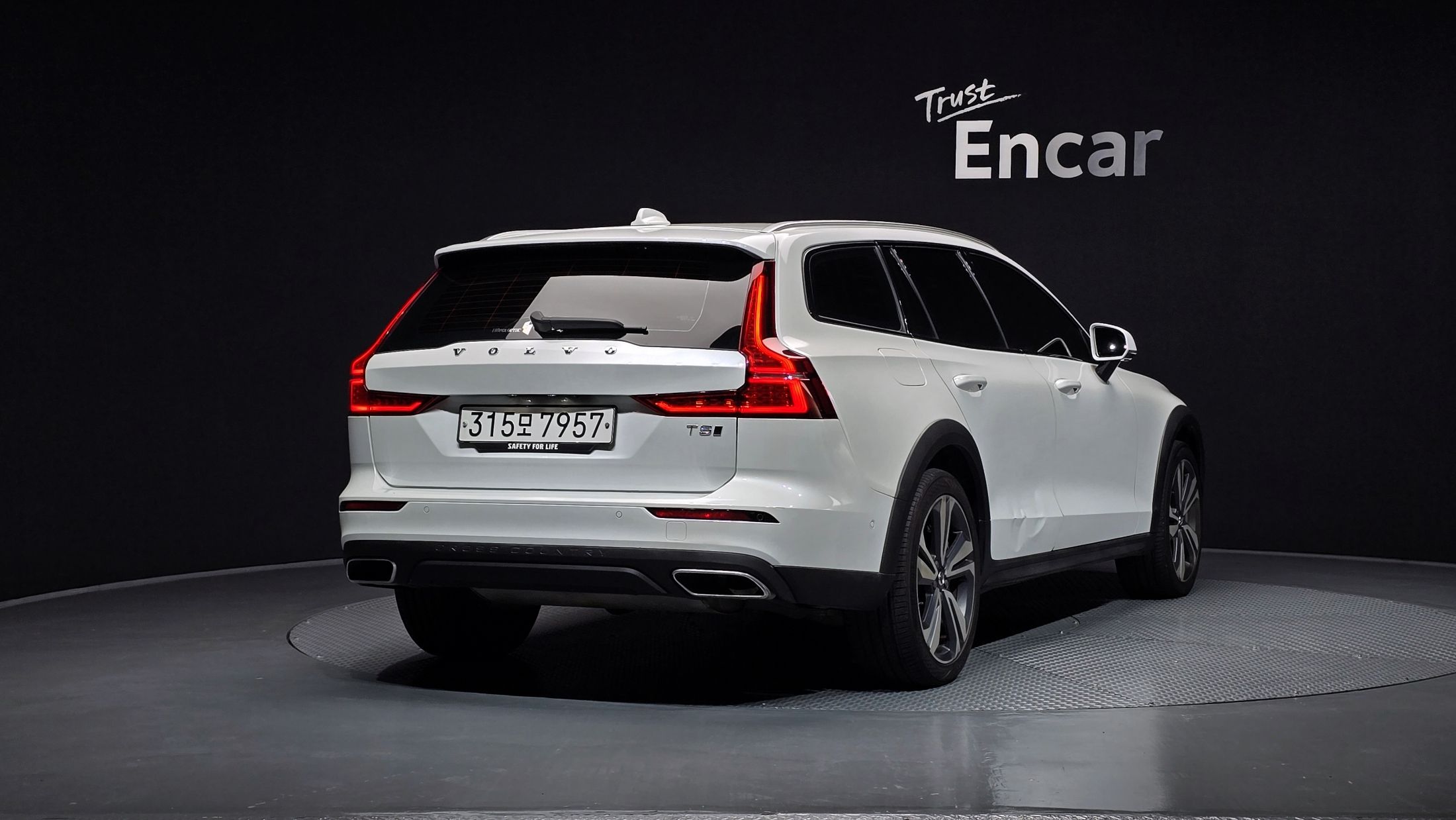VOLVO V60 CROSS COUNTRY 2020