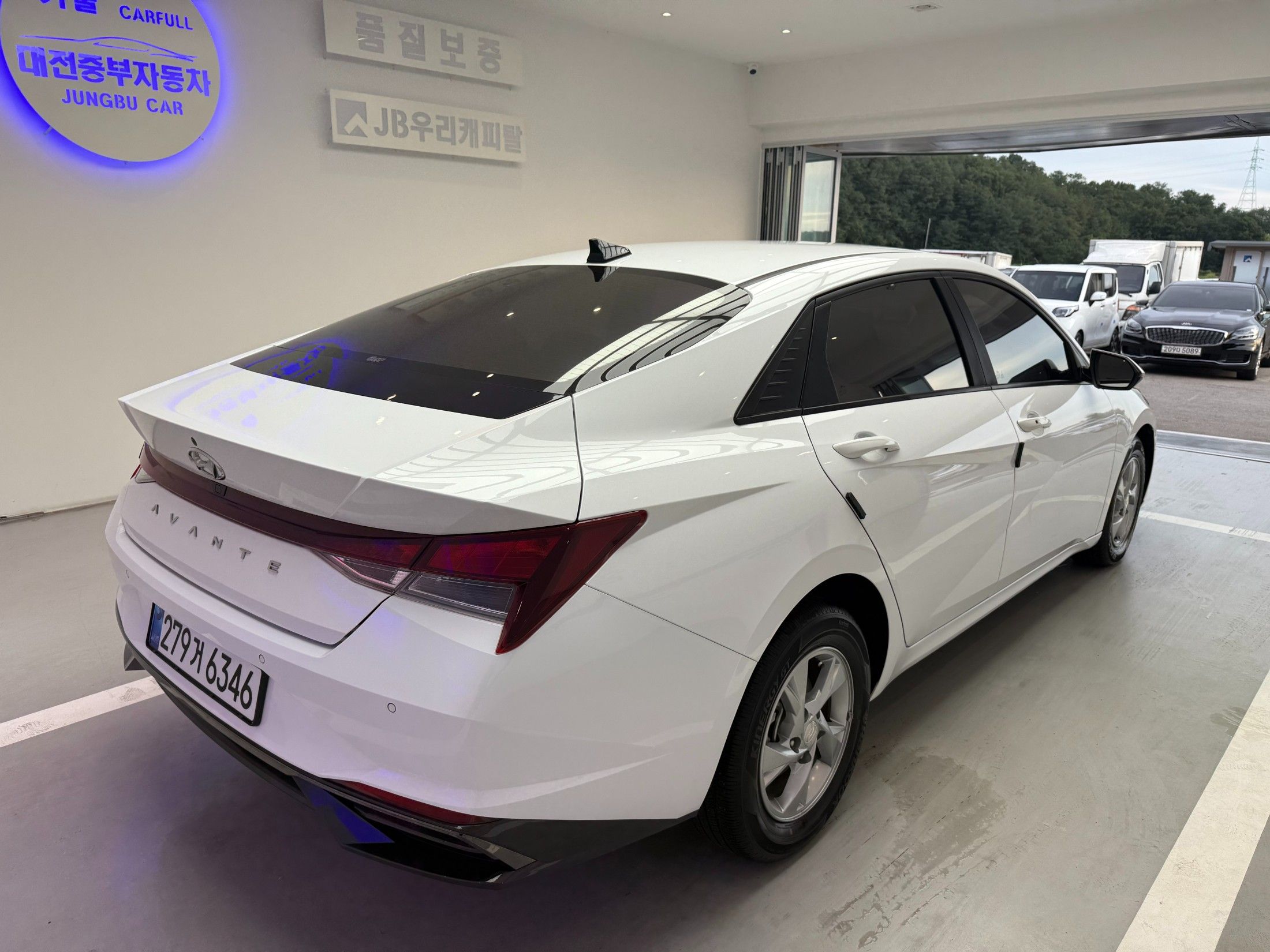 HYUNDAI AVANTE CN7 2021