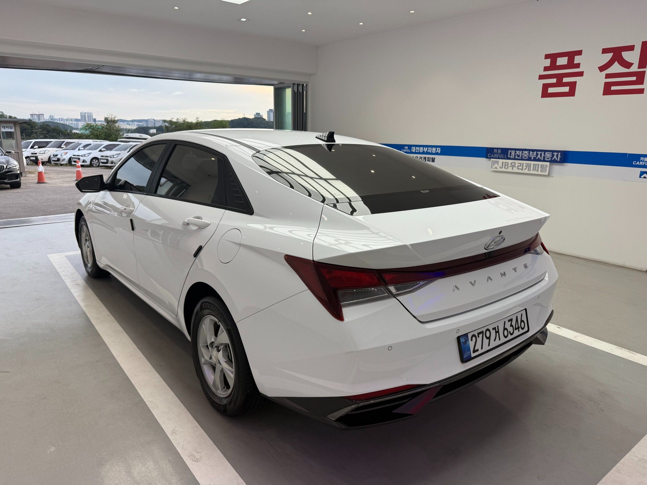 HYUNDAI AVANTE CN7 2021