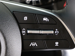 HYUNDAI STARIA 2025