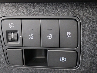 HYUNDAI STARIA 2025