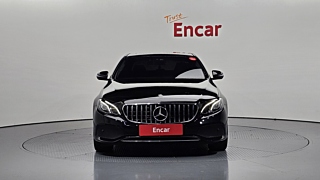 MERCEDES BENZ E-CLASS W213 2019
