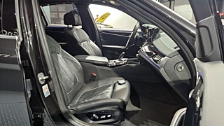 BMW 5-SERIES G30 2018