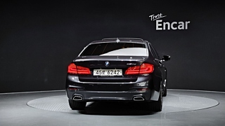 BMW 5-SERIES G30 2018