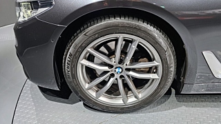 BMW 5-SERIES G30 2018