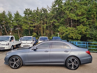 MERCEDES BENZ E-CLASS W213 2020