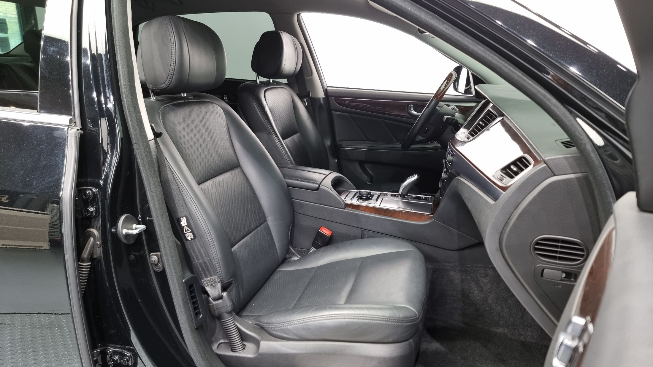 HYUNDAI EQUUS NEW 2013