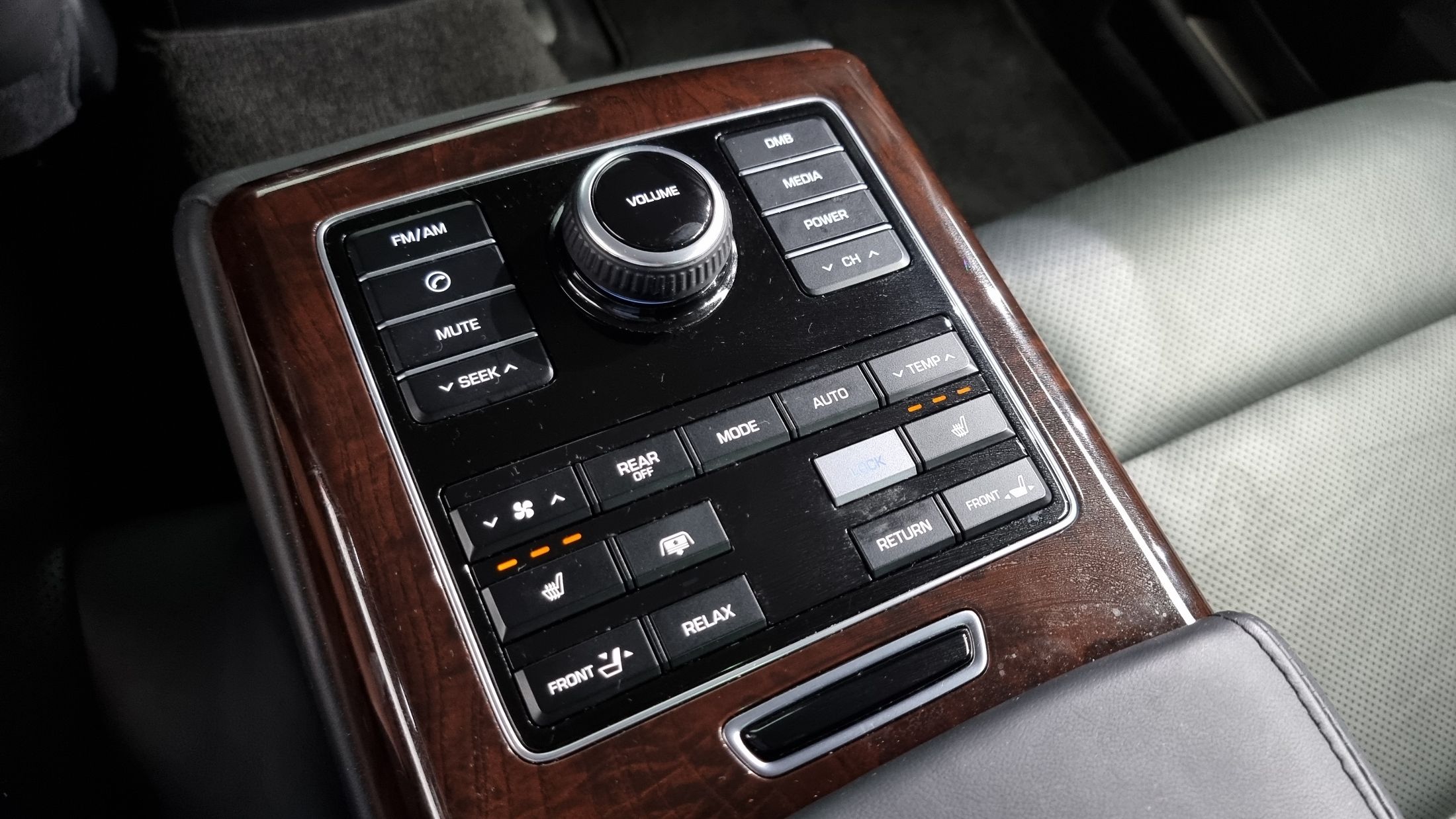HYUNDAI EQUUS NEW 2013