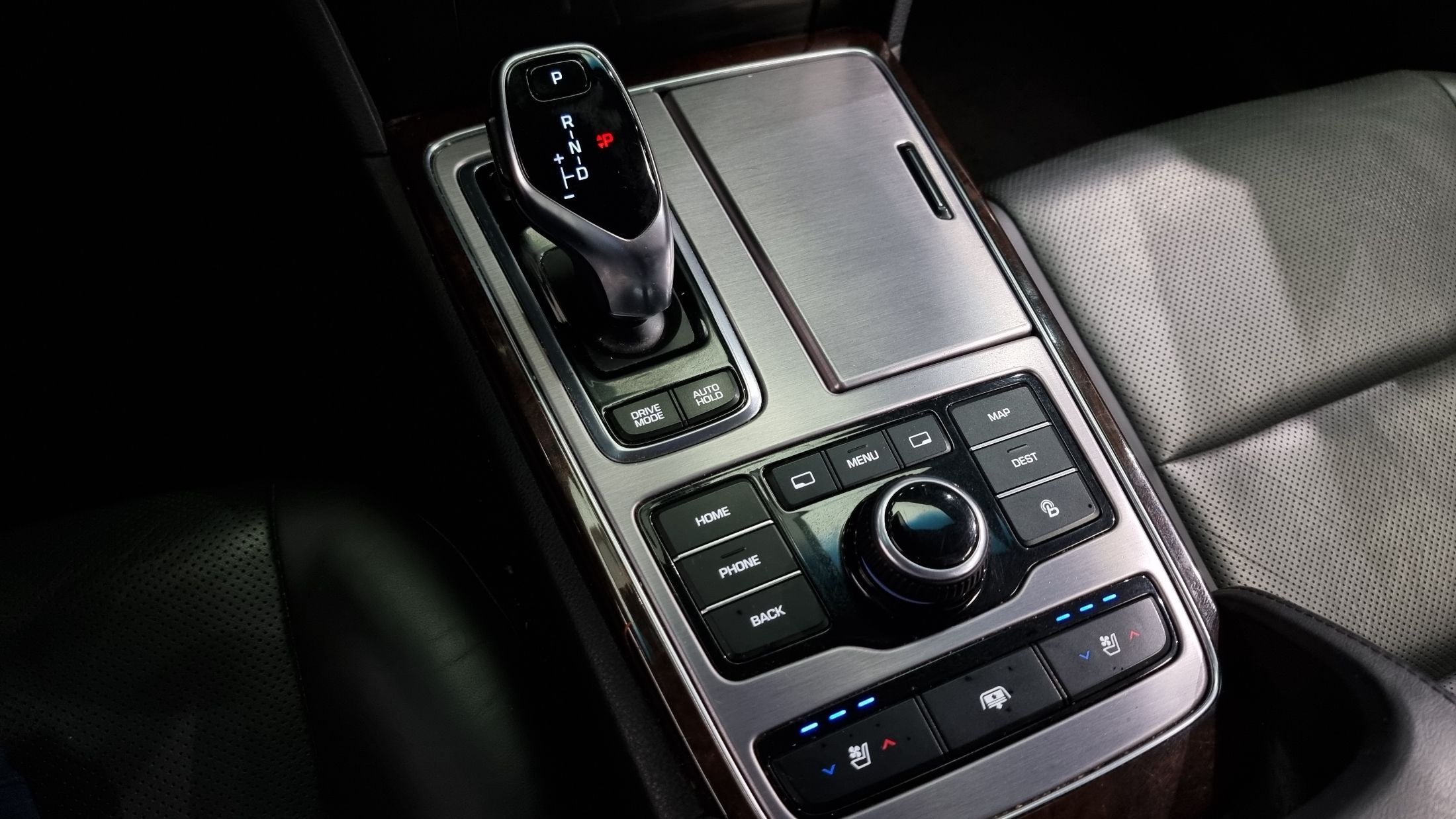 HYUNDAI EQUUS NEW 2013