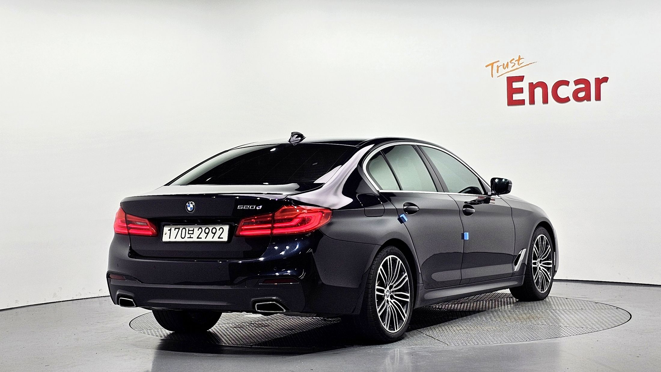 BMW 5-SERIES G30 2020