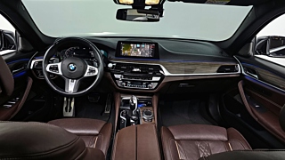 BMW 5-SERIES G30 2020
