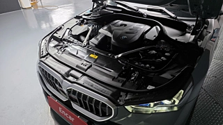 BMW 5-SERIES G60 2025