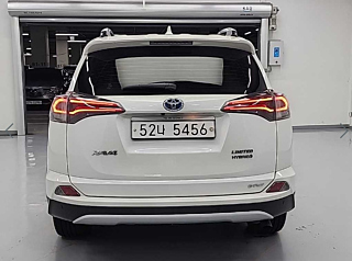TOYOTA RAV4 2018