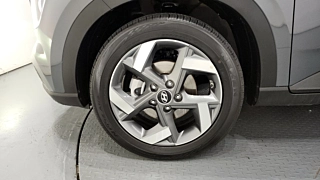 HYUNDAI VENUE 2025