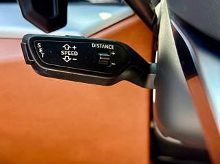 LAMBORGHINI URUS 2021