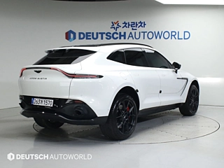 Заказать ASTON MARTIN DBX