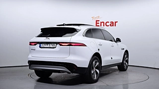 Заказать JAGUAR F-PACE