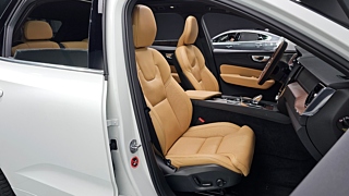 VOLVO XC60 2024