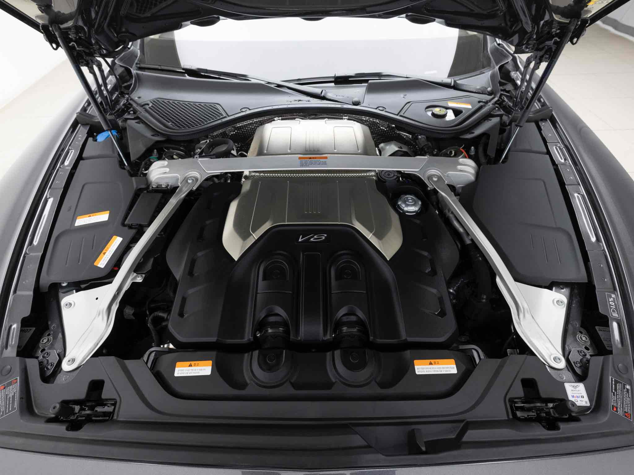 BENTLEY FLYING SPUR 2024