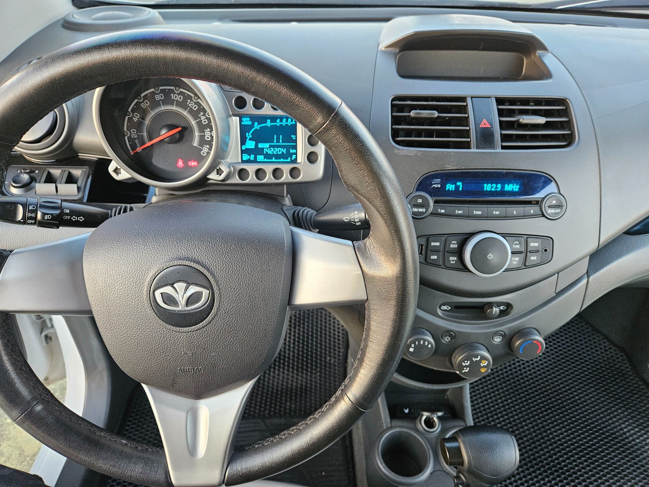 DAEWOO MATIZ CREATIVE 2010