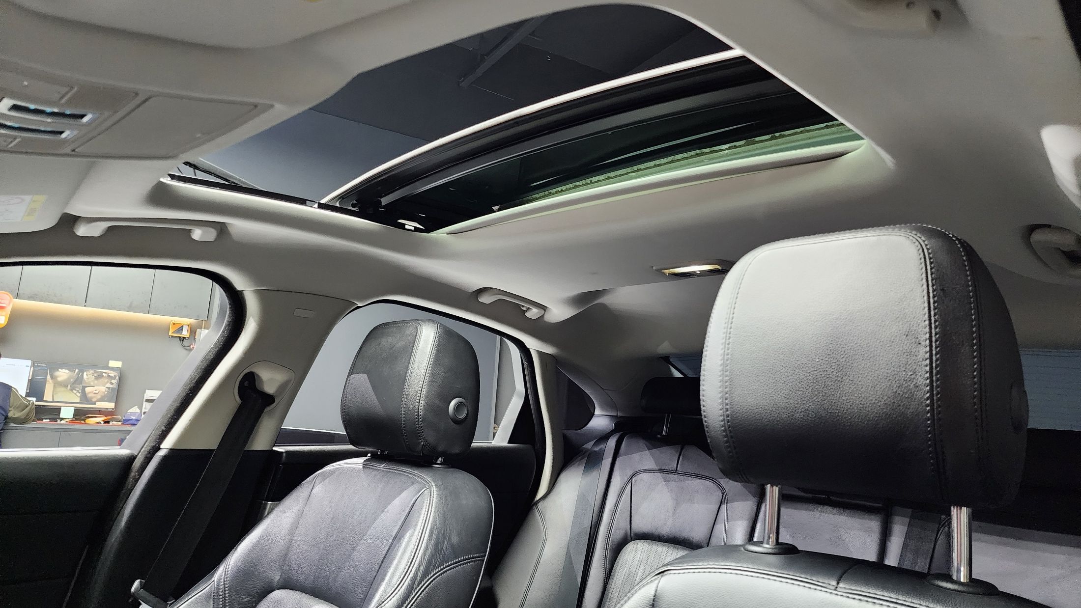 JAGUAR XF X260 2018