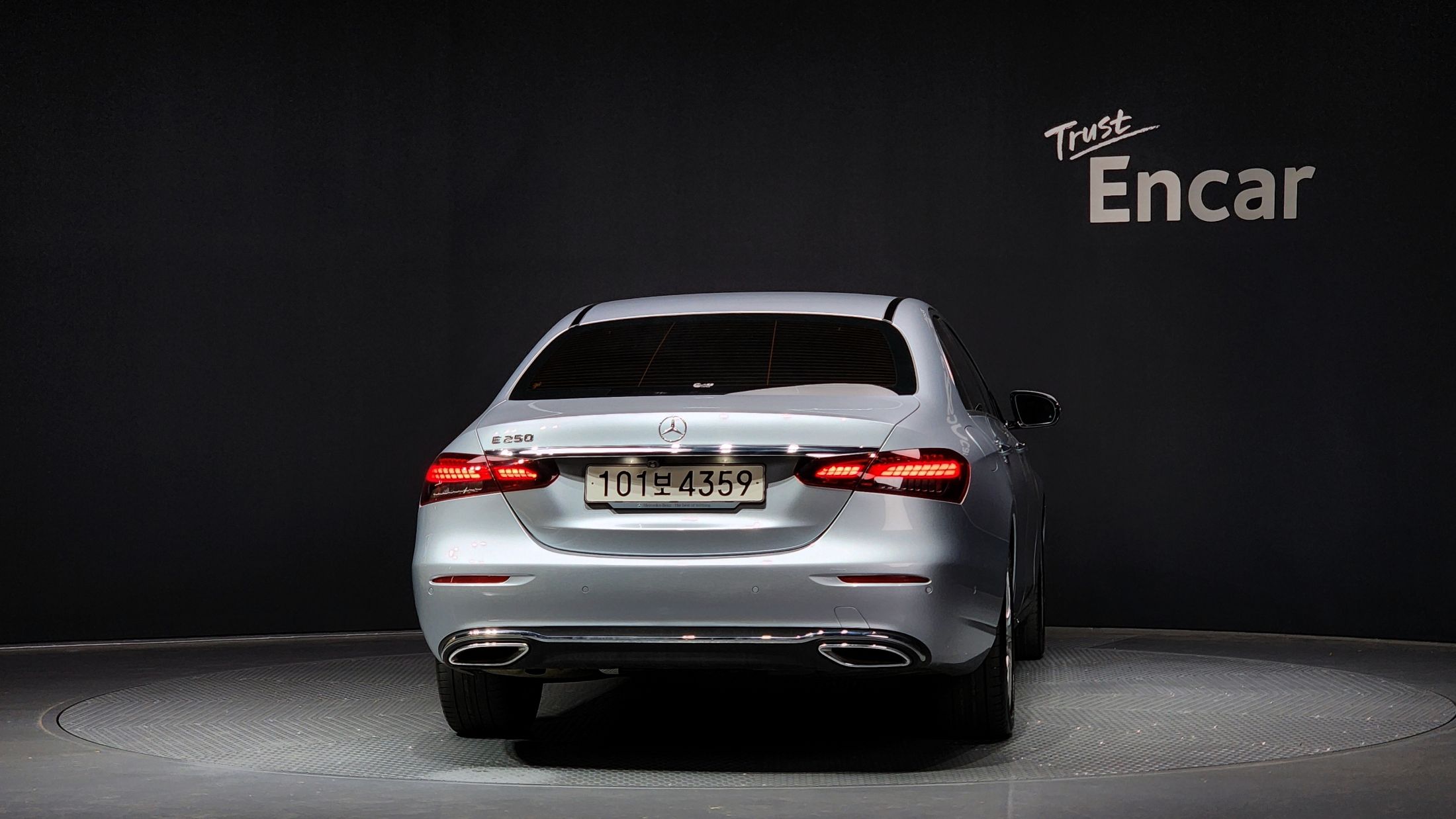 MERCEDES BENZ E-CLASS W213 2021