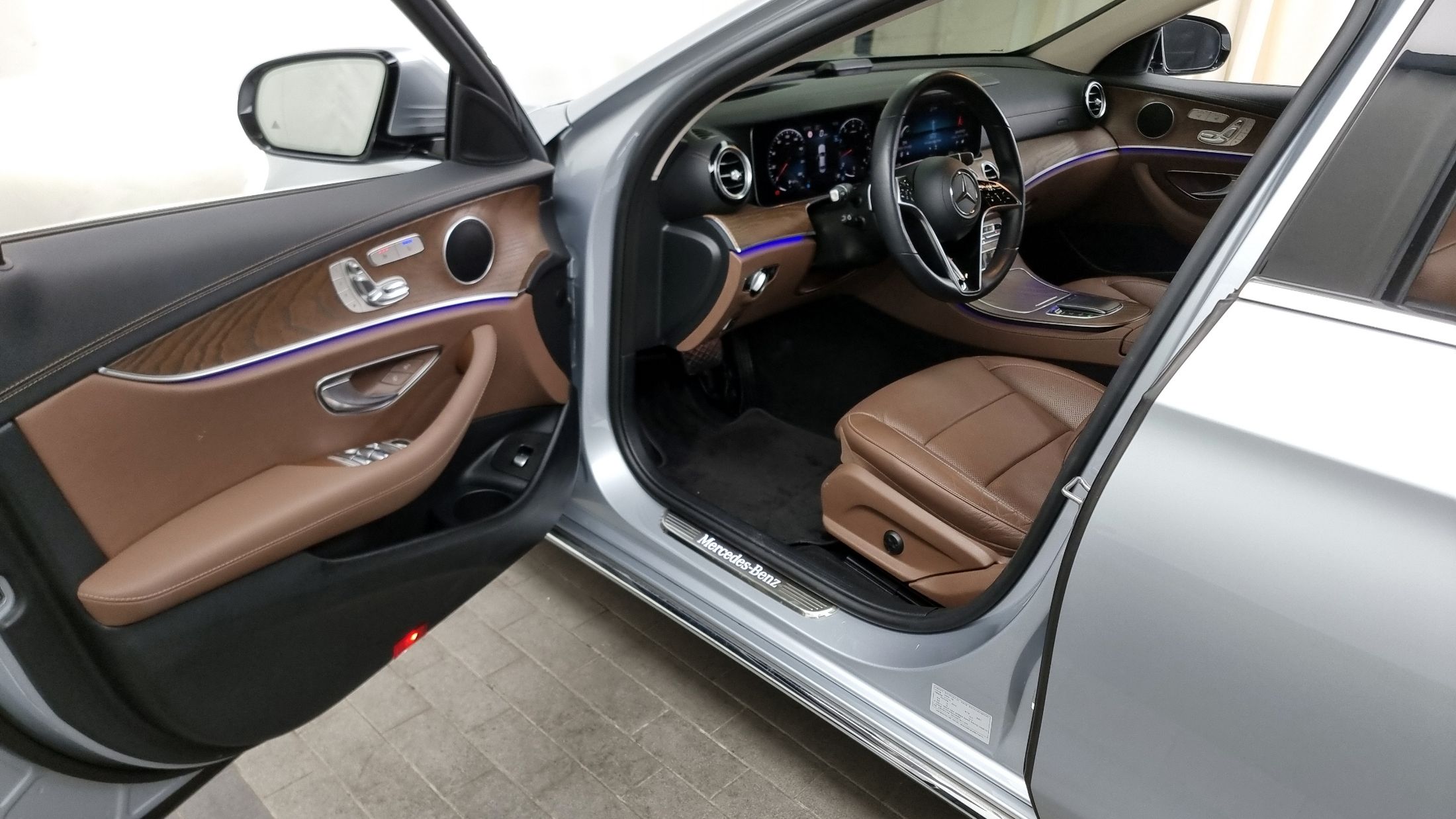 MERCEDES BENZ E-CLASS W213 2021