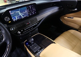 LEXUS LS500  5 GENERATION 3.5 Platinum AWD 2022