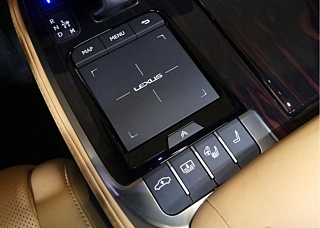 LEXUS LS500  5 GENERATION 3.5 Platinum AWD 2022