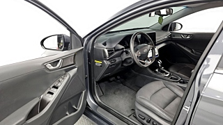 HYUNDAI IONIQ HYBRID 2019