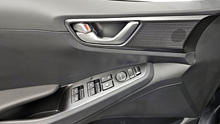 HYUNDAI IONIQ HYBRID 2019