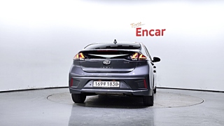 HYUNDAI IONIQ HYBRID 2019