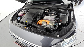 HYUNDAI IONIQ HYBRID 2019